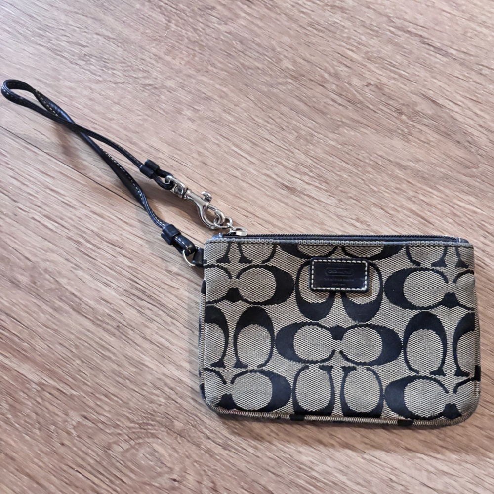Coach Vintage Y2K Signature Jacquard Wristlet Pouch/Wallet - Black/Gray